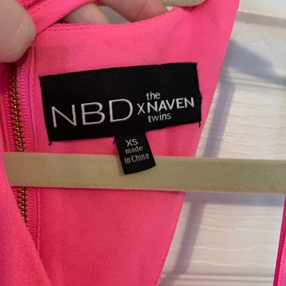 💕 NBD HOT PINK DRESS - Picture 4 of 5